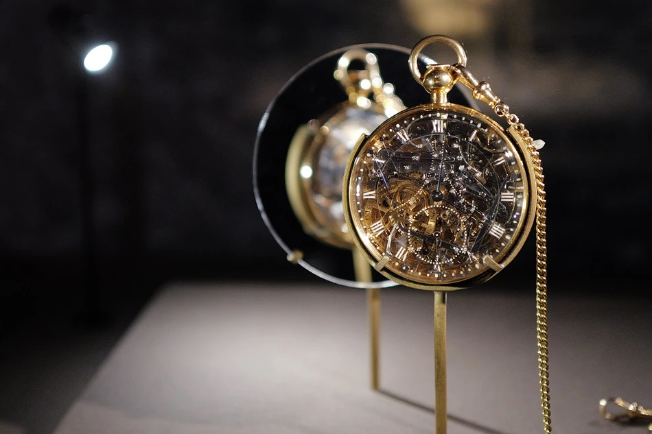 World's Top 5 Most Expensive Watches featuring Graff Diamonds, Patek Philippe, Breguet and Jaeger-LeCoultre luxury timepieces with diamond-studded designs.