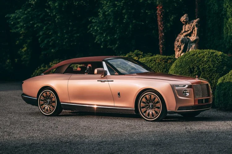 Rolls-Royce Boat Tail luxury car with custom picnic suite, premium design and ₹230 crore estimated price.
