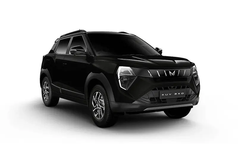 15 Lakh ke under best cars in India 2026 featuring Mahindra XUV 3XO, Tata Nexon aur Maruti Suzuki Brezza.