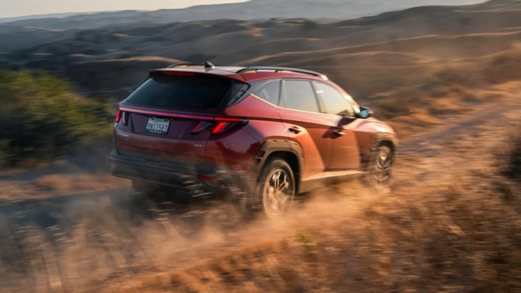 See the bold 2027 Hyundai Tucson with its boxy SUV design, LED light bar and premium styling that makes this new generation stand out.