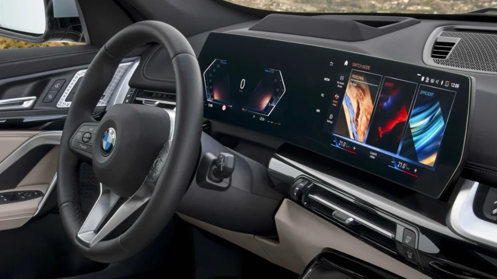 BMW X1 Long Wheelbase aur BMW i5 LWB India launch ki feature image. Luxury SUV aur premium electric sedan ka stylish look dekhiye.