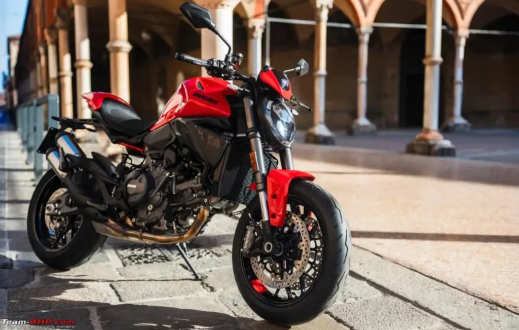 Ducati Monster features a powerful 890cc V2 engine, lightweight design and advanced electronics for a thrilling premium naked-bike experience.