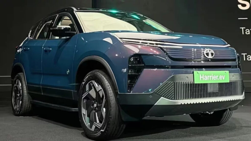 Tata Motors offers up to ₹3.35 lakh benefits on select EVs in August 2026, including Curvv EV, Harrier EV, Punch EV and more.