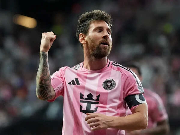 Messi Montreal Goals me Lionel Messi Inter Miami ke liye celebration karte hue.