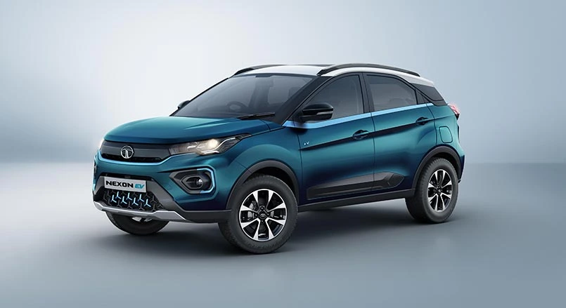 Tata Motors offers up to ₹3.35 lakh benefits on select EVs in August 2026, including Curvv EV, Harrier EV, Punch EV and more.
