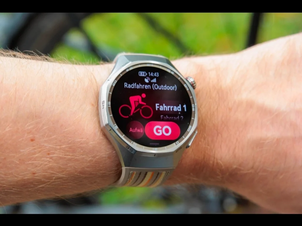 HUAWEI Watch GT 7 and GT 7 Pro premium smartwatch with AMOLED display, dual-band GNSS and long battery life.