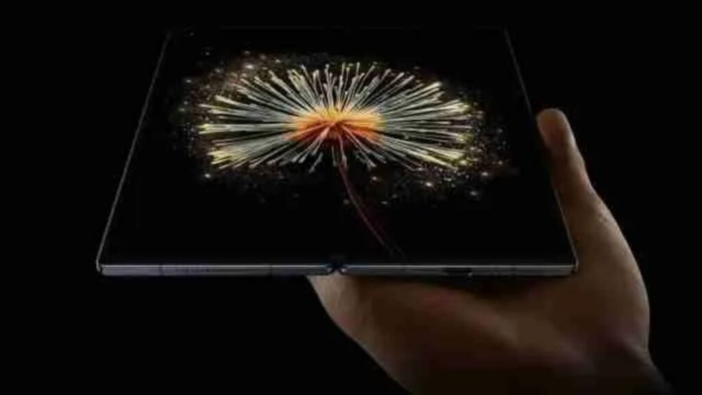 Futuristic Xiaomi foldable phone with CXMT memory chip concept, highlighting China's growing semiconductor innovation.